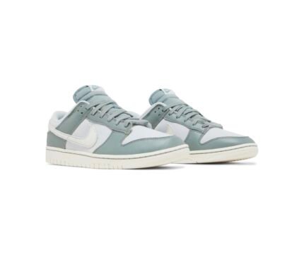 Dunk Low Mica Green